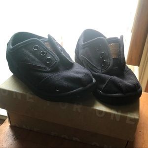 Black Toms for toddlers